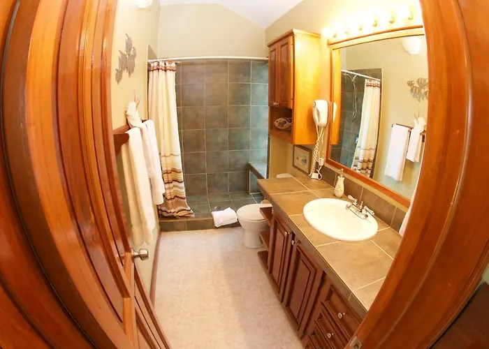 The Palms Oceanfront Aparthotel San Pedro (Ambergris Caye)