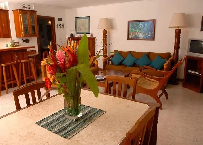 The Palms Oceanfront Aparthotel San Pedro (Ambergris Caye)