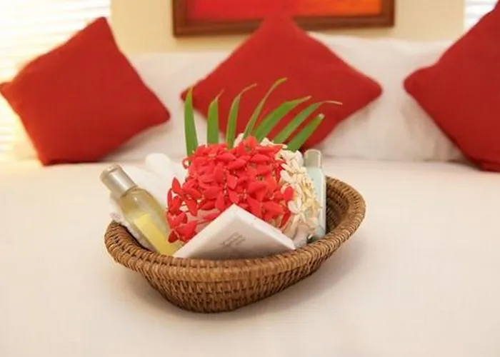 Aparthotel The Palms Oceanfront 3*