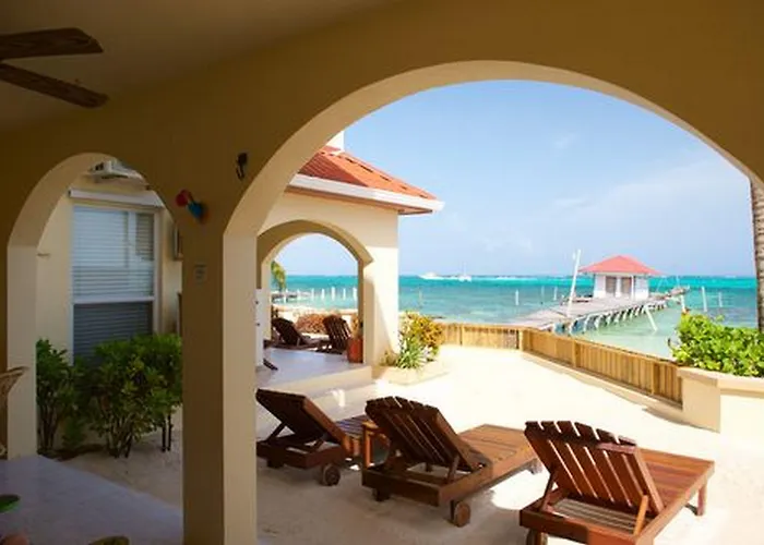 Aparthotel The Palms Oceanfront San Pedro (Ambergris Caye)