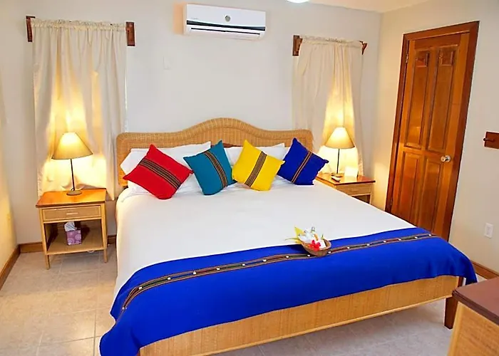 Aparthotel The Palms Oceanfront San Pedro (Ambergris Caye)