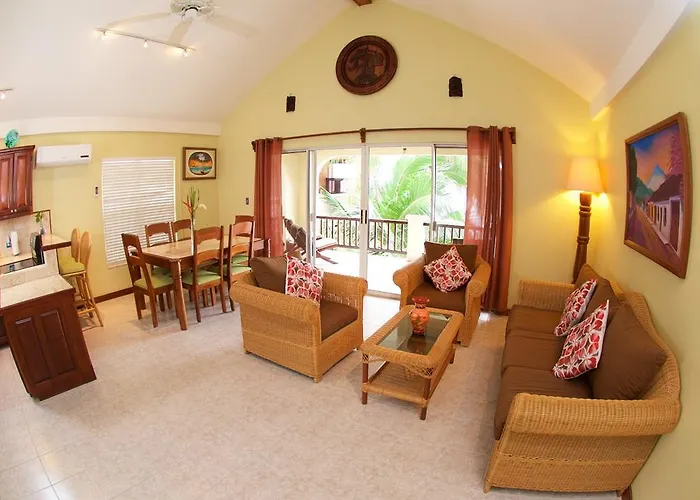 Aparthotel The Palms Oceanfront 3*